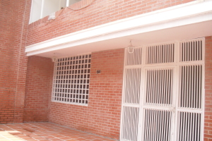 ARIADNA BOUQUETT MORENO Casa Venta Caracas La Trinidad FLEXMLS-12-2799