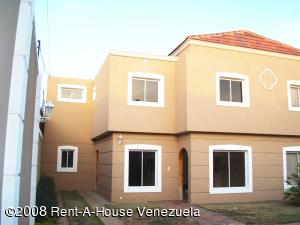 JUSMERI ESPINA Casa Venta Maracaibo Lago Mar Beach FLEXMLS-12-2842