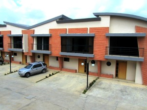LISETH GONZALEZ Townhouse Venta Valencia Naguanagua FLEXMLS-12-2843