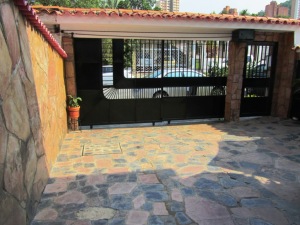 MARIA ALBA GIORDANO Casa Venta Valencia El Parral FLEXMLS-12-2852