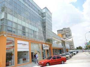 FRANQUICIA COMERCIAL GARIBALDI VALENCIA. Alquiler y venta de inmuebles a nivel nacional. Local Comercial En Alquiler En Municipio Naguanagua - La Granja C&oacute;digo FLEX: 12-2860