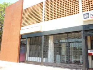 Alquiler - Comercial En Punto Fijo - Santa Feimage fachada RAH:12-2879