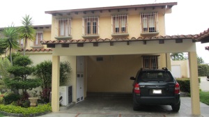 VANESSA GOMES Casa Venta Caracas Parque Oripoto FLEXMLS-12-2903