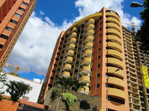 ROSA AQUINO Apartamento Venta Valencia La Trigaleña FLEXMLS-12-3008