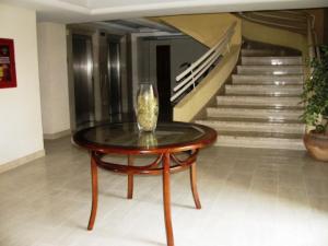 LISETH GONZALEZ Apartamento Venta Valencia La Trigaleña FLEXMLS-12-3008