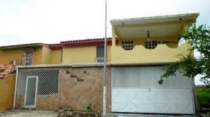 LISETH GONZALEZ Casa Venta Valencia Flor Amarillo FLEXMLS-12-2994