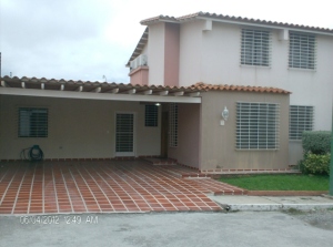 MANUEL ROGELIO PEREZ Townhouse Venta Cabudare Parroquia Cabudare FLEXMLS-12-3090