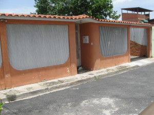 EILEEN CASTILLO Casa En Venta En Turmero - Valle Lindo de Turmero C&oacute;digo FLEX: 12-3173