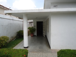 CAROLINA VILLALOBOS Local Comercial Alquiler Maracaibo Tierra Negra FLEXMLS-12-3178