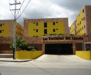SUGELY FERNANDEZ Apartamento Venta Maracay El Limon FLEXMLS-12-3180