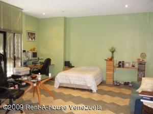SULAY MEDINA DE PEROZO Apartamento Venta Caracas La Florida FLEXMLS-12-3214