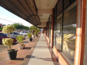 URDANETAYRODRIGUEZ Local Comercial En Alquiler En Maracaibo - Circunvalacion Dos