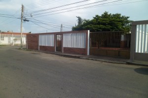 Venta - Casa En Punto Fijo - Punto Fijoimage fachada RAH:12-3259