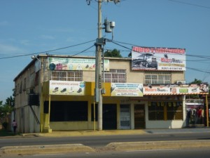 Venta - Comercial En Maracaibo - Kilometro 4image fachada RAH:12-3264