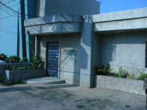 Alquiler - Comercial En Maracaibo - Pueblo Nuevoimage fachada RAH:12-3284