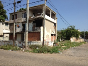 RUTH MARY BARRIOS Terreno  Venta Maracaibo Avenida Bella Vista FLEXMLS-12-3272