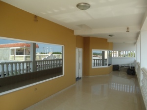 Venta - Casa En Maracaibo - Altos de Maracaiboimage fachada RAH:12-3326