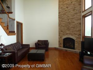 Family Room w/Fireplace