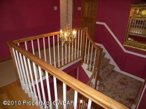 Upstairs Foyer