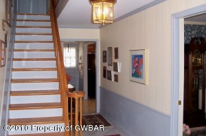 View from Foyer to Kitchen